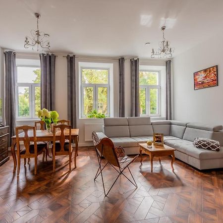 Kamienica Zamenhofa - Apartamenty Na Wynajem Белосток Экстерьер фото