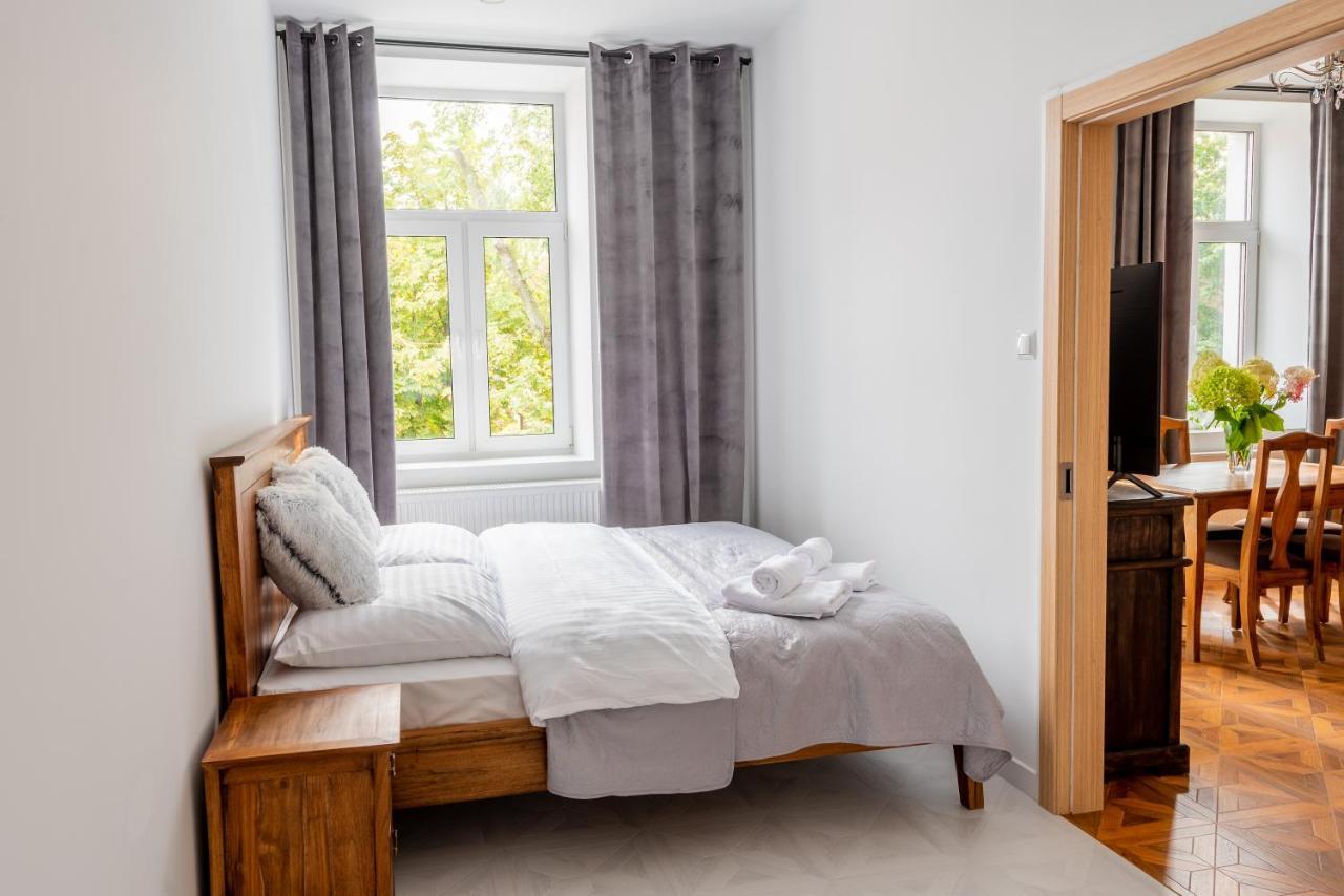 Kamienica Zamenhofa - Apartamenty Na Wynajem Белосток Экстерьер фото