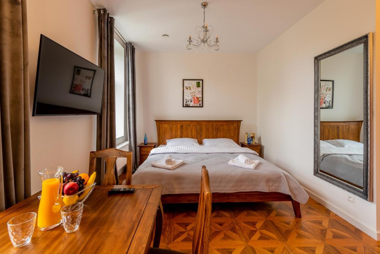 Kamienica Zamenhofa - Apartamenty Na Wynajem Белосток Экстерьер фото