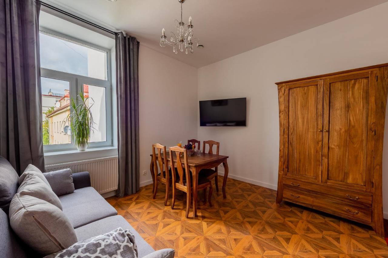 Kamienica Zamenhofa - Apartamenty Na Wynajem Белосток Экстерьер фото